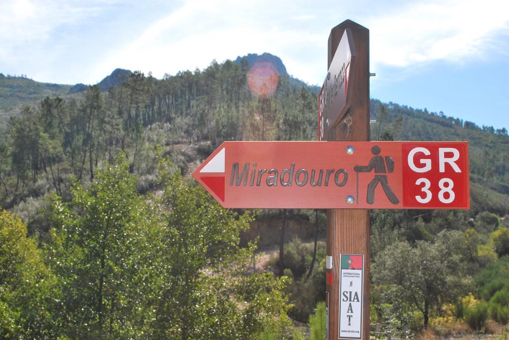 Alojamentos Turisticos Sao Torcato Moradal Turismo Espaco Rural Estreito Buitenkant foto